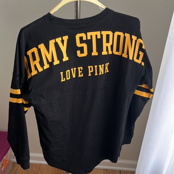 Victoria's Secret Pink Ltd. Ed. tee - Picture 6 of 8